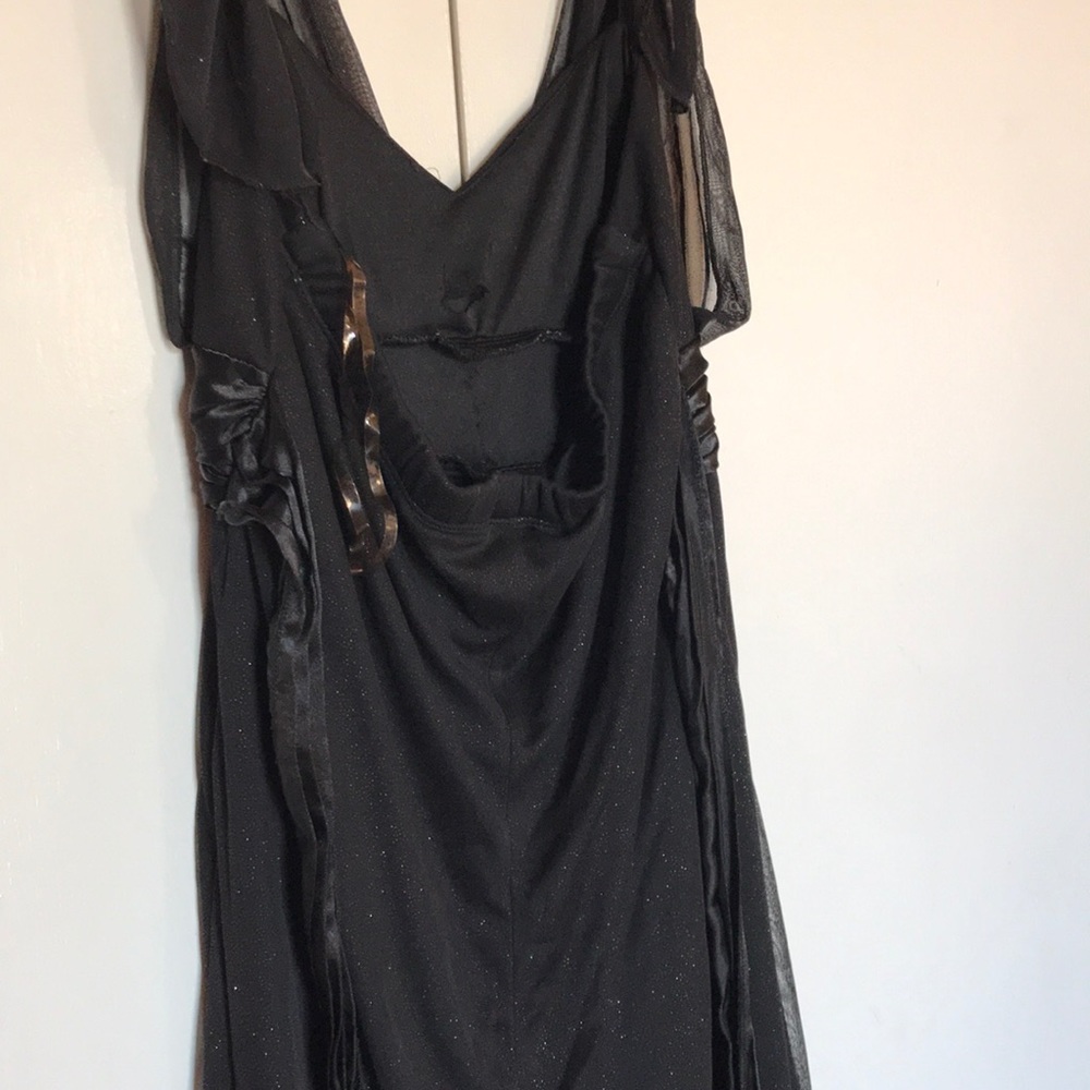 Dress! - Picture 3 of 3